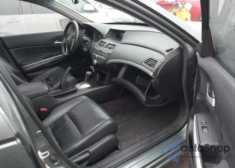 2010 Honda Accord 2.4 Ex-L from USA, damaged, VIN 1HGCP2F84AA132239